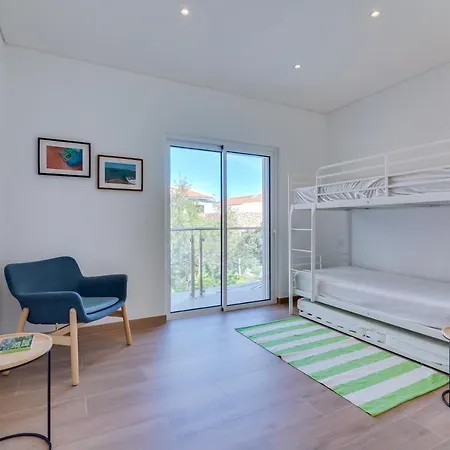 Formosafuzeta Seaview @homesbyfc *